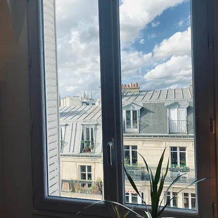 3 Pieces Lumineux Montmartre Paris