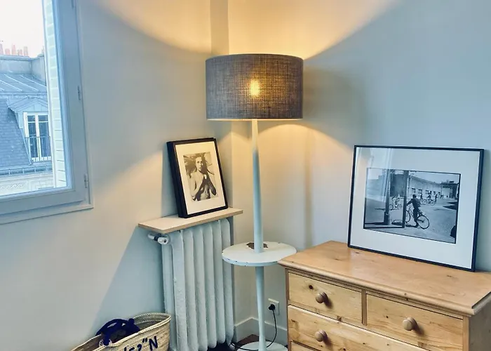 Appartement 3 Pièces Lumineux Montmartre