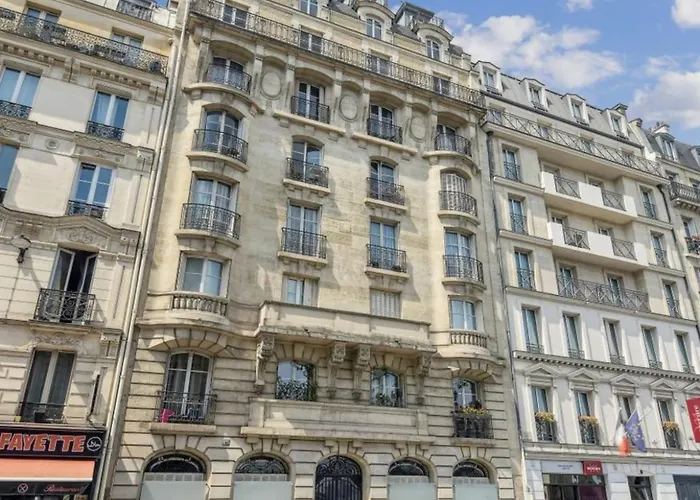 3 Pièces Lumineux Montmartre Appartement Paris